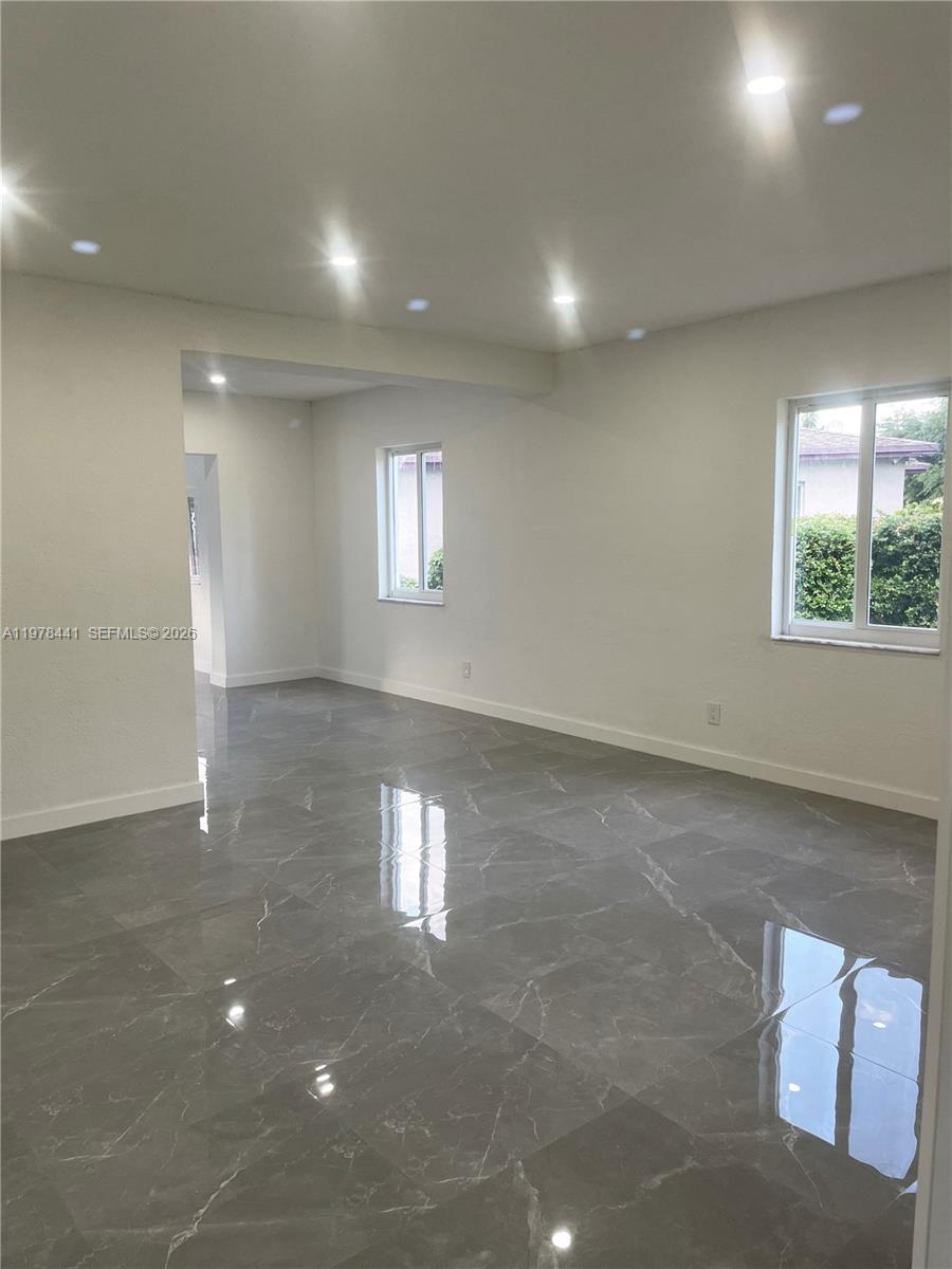 FAIRLAWN - Residential Lease