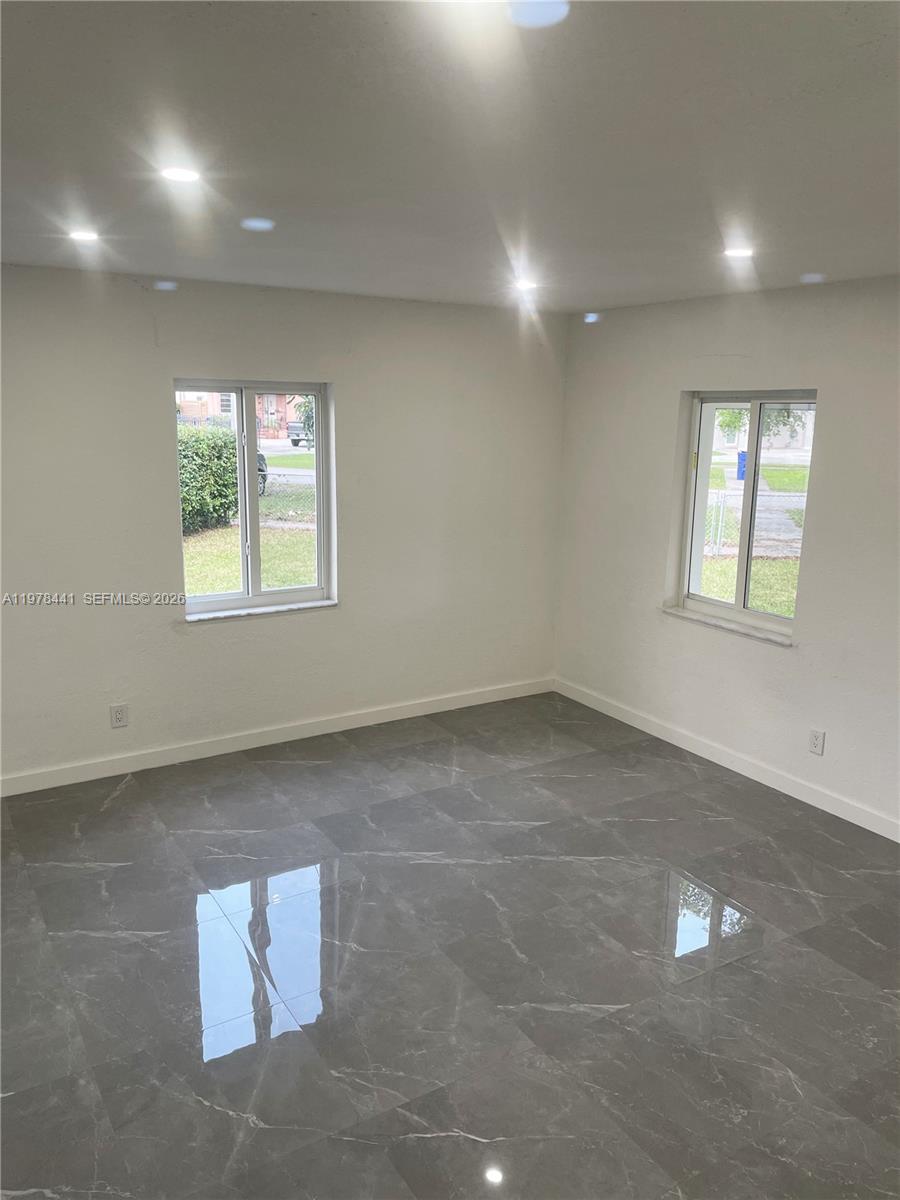 FAIRLAWN - Residential Lease