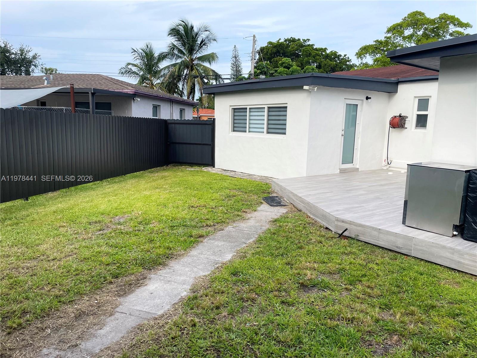 FAIRLAWN - Residential Lease