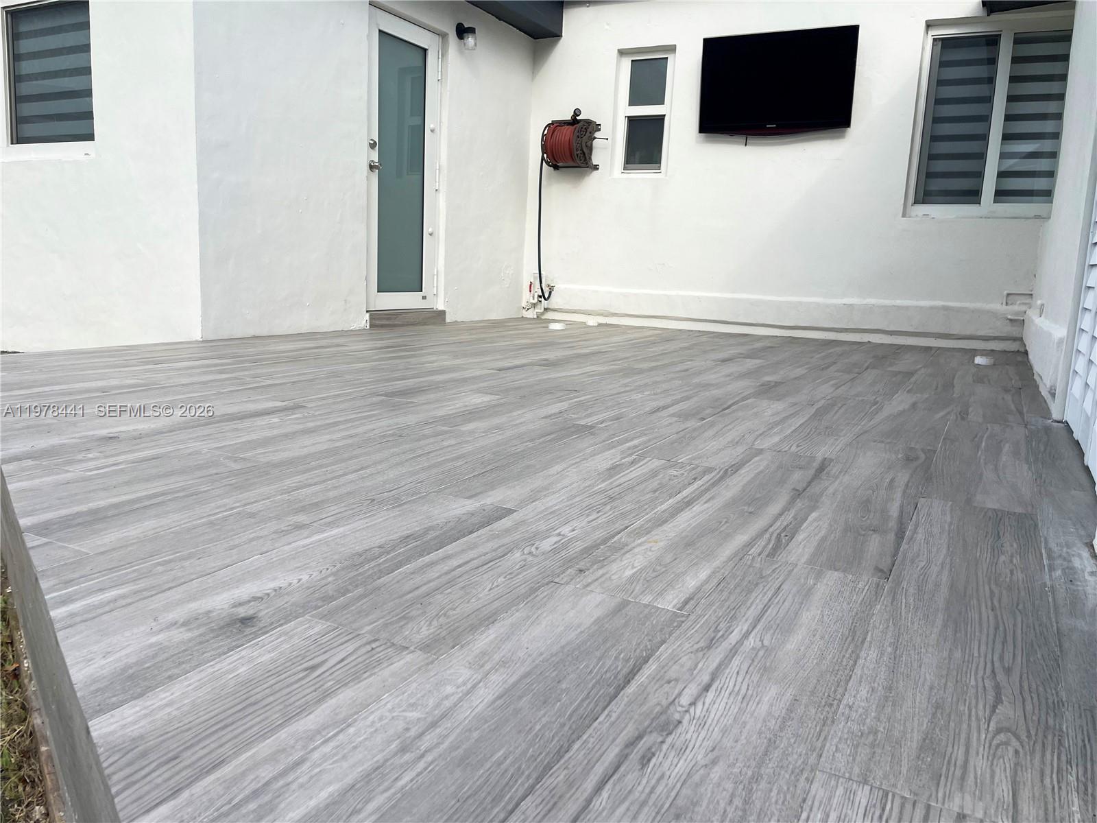 FAIRLAWN - Residential Lease