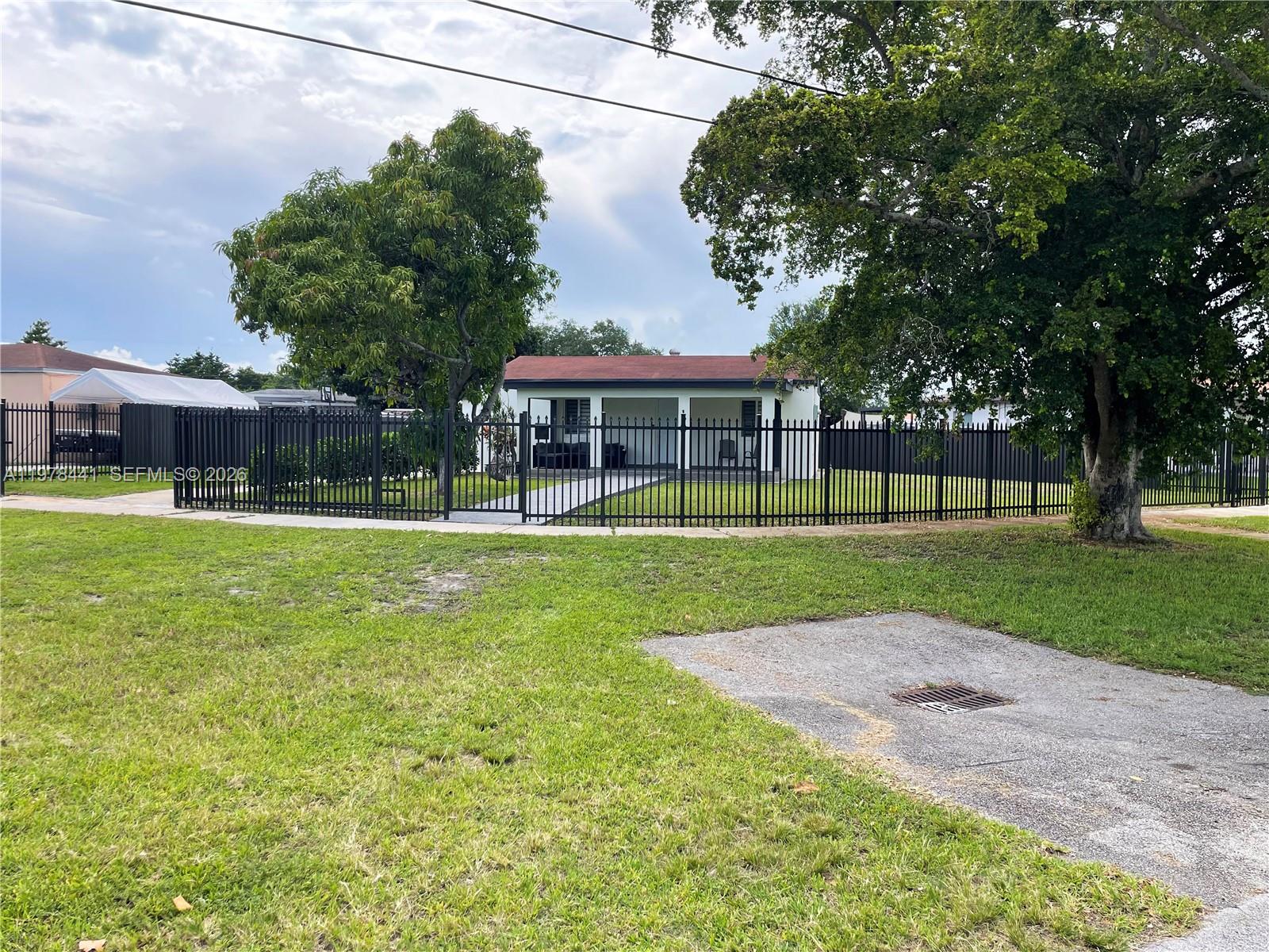 FAIRLAWN - Residential Lease