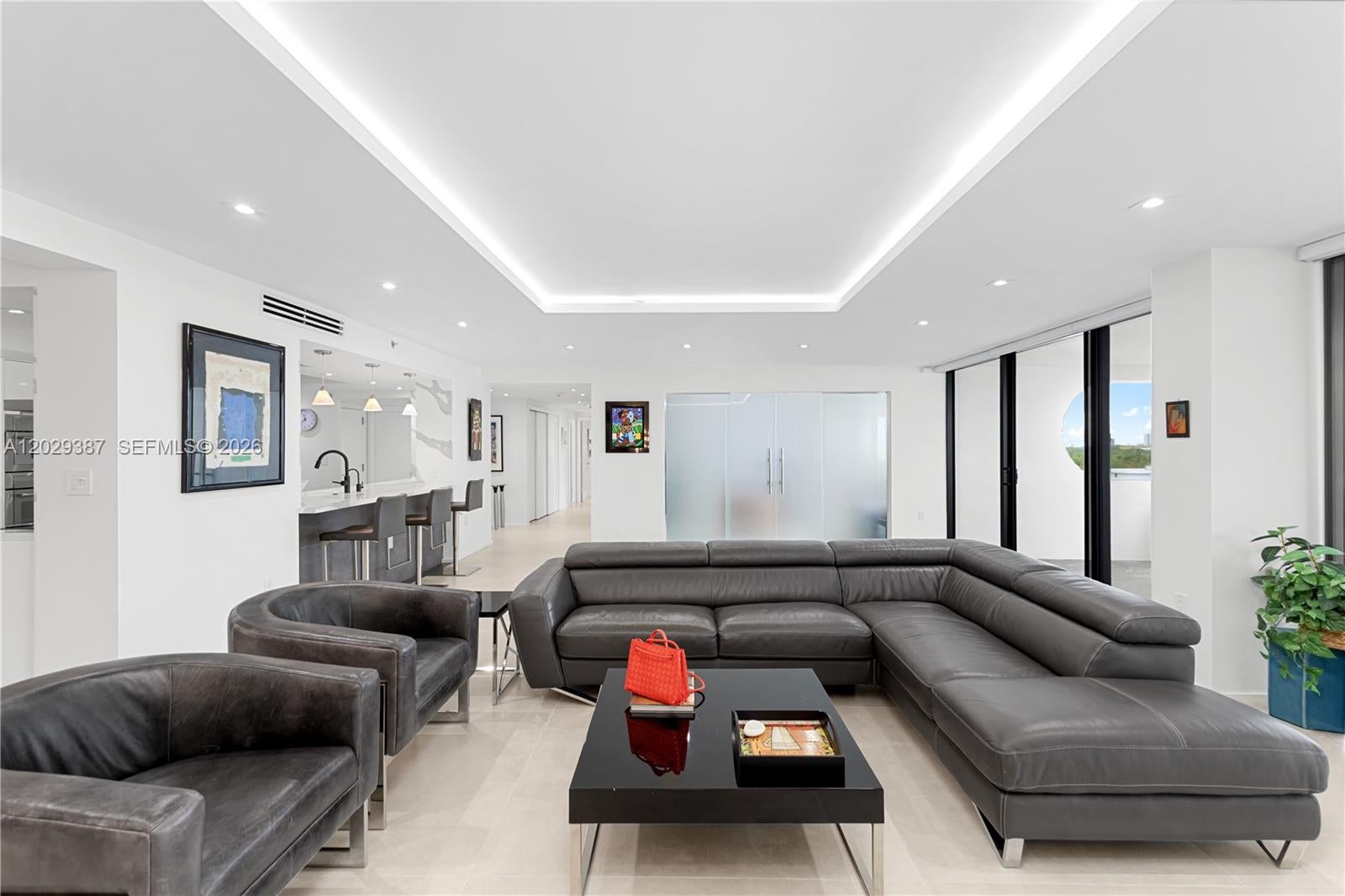 10205 Collins Ave 604
