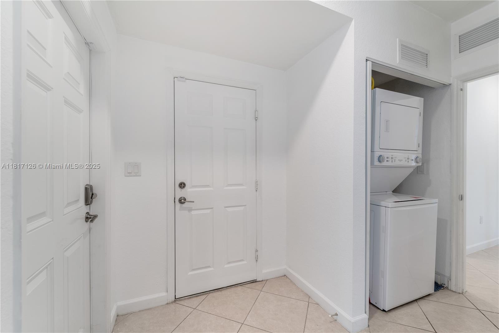 HERRAN-BARKETT SUBDIVISIO - Residential Lease