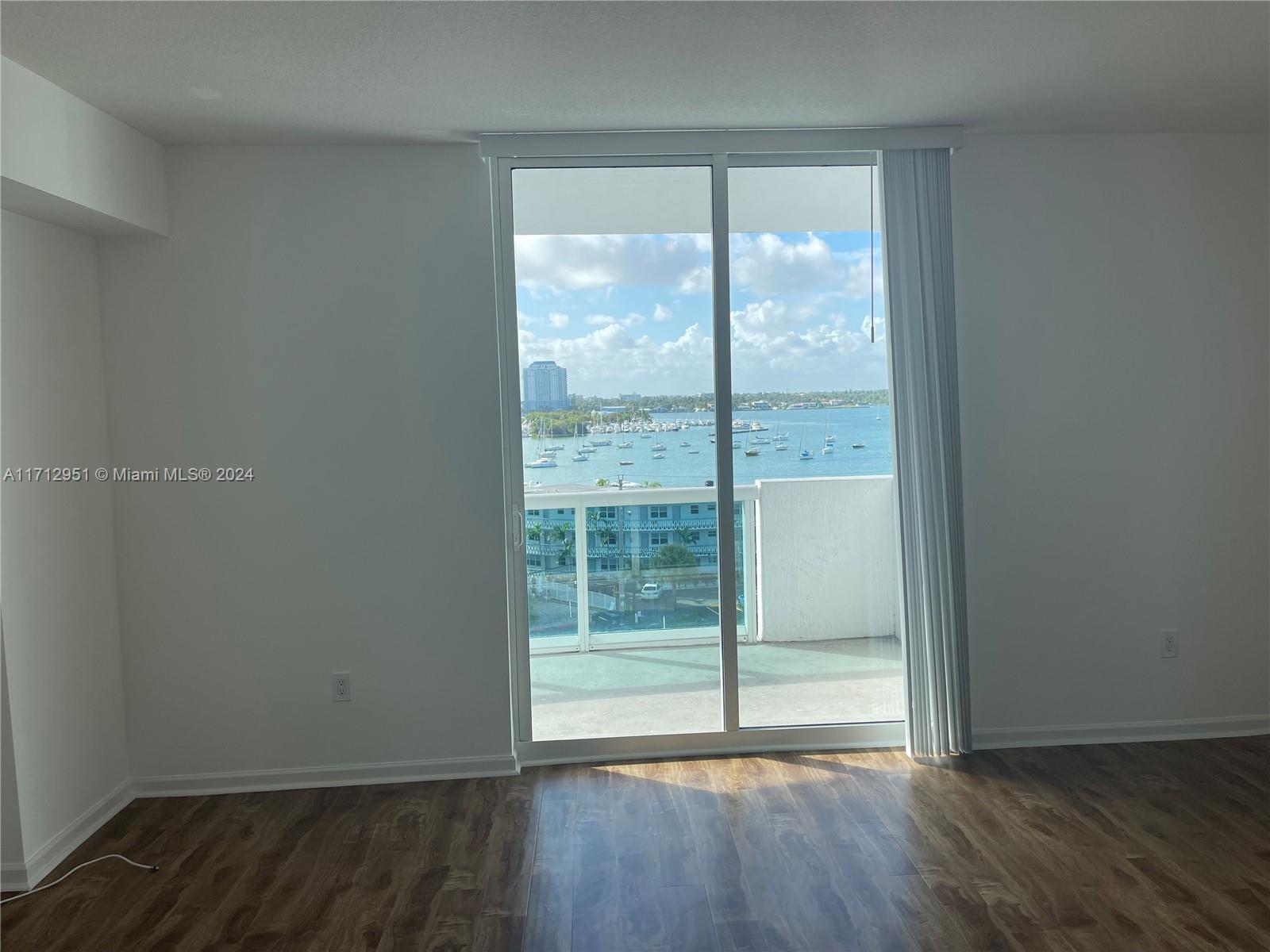 360 CONDO A - Residential
