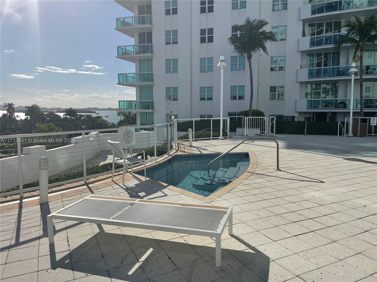 360 CONDO A - Residential