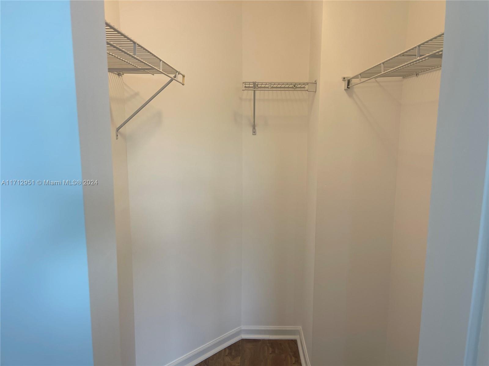 360 CONDO A - Residential