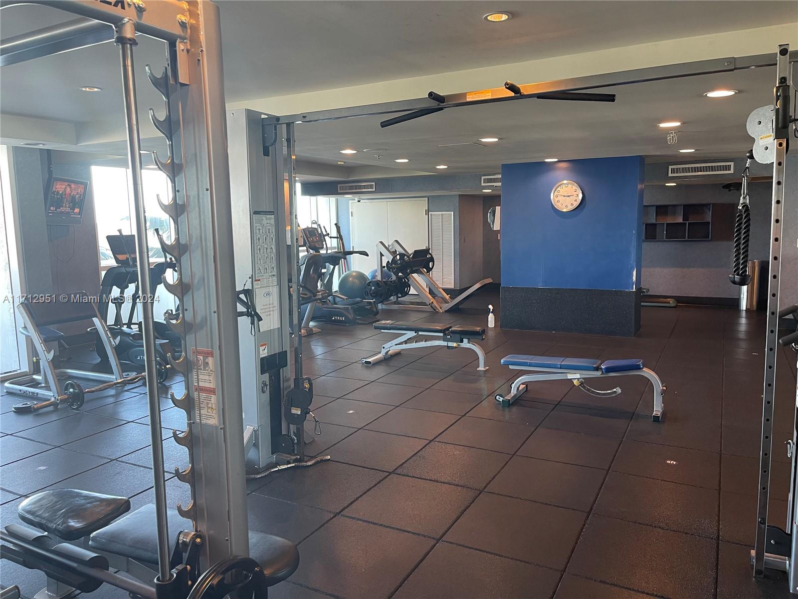 360 CONDO A - Residential