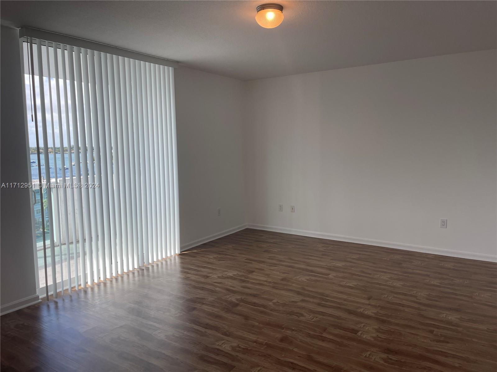 360 CONDO A - Residential