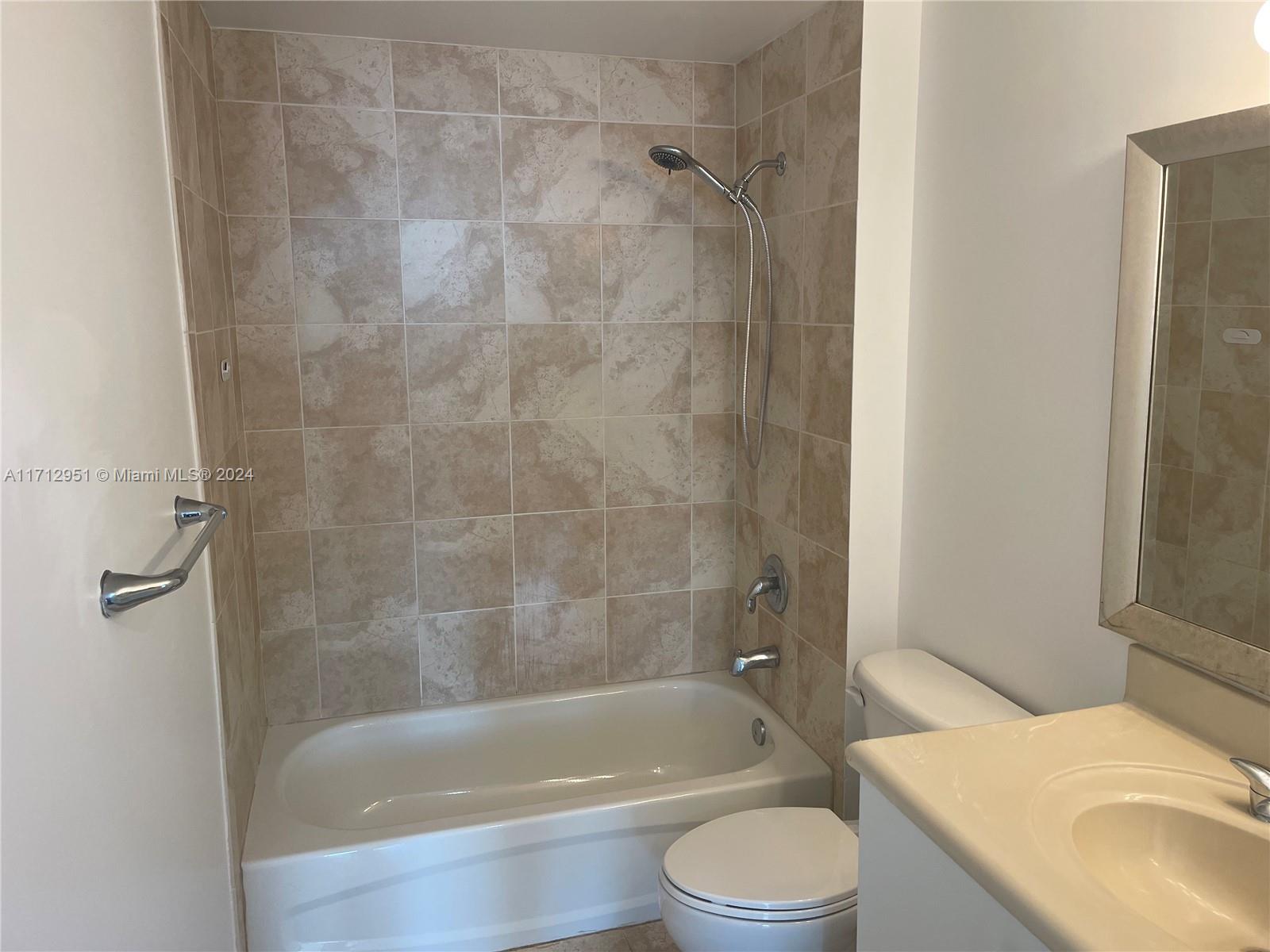 360 CONDO A - Residential