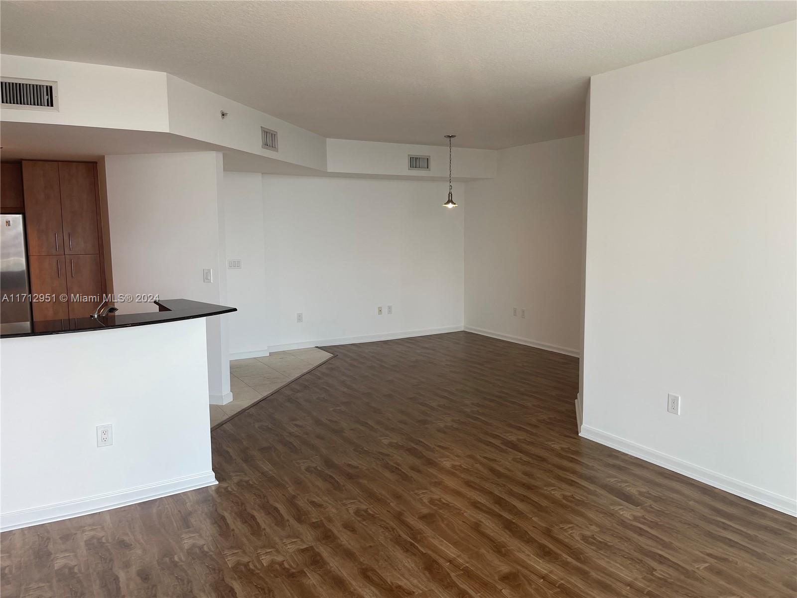 360 CONDO A - Residential