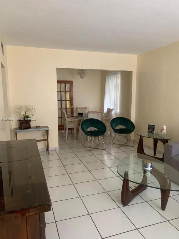 TAMIAMI PINES REV PLAT - Residential Income