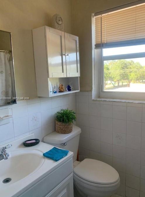 TAMIAMI PINES REV PLAT - Residential Income