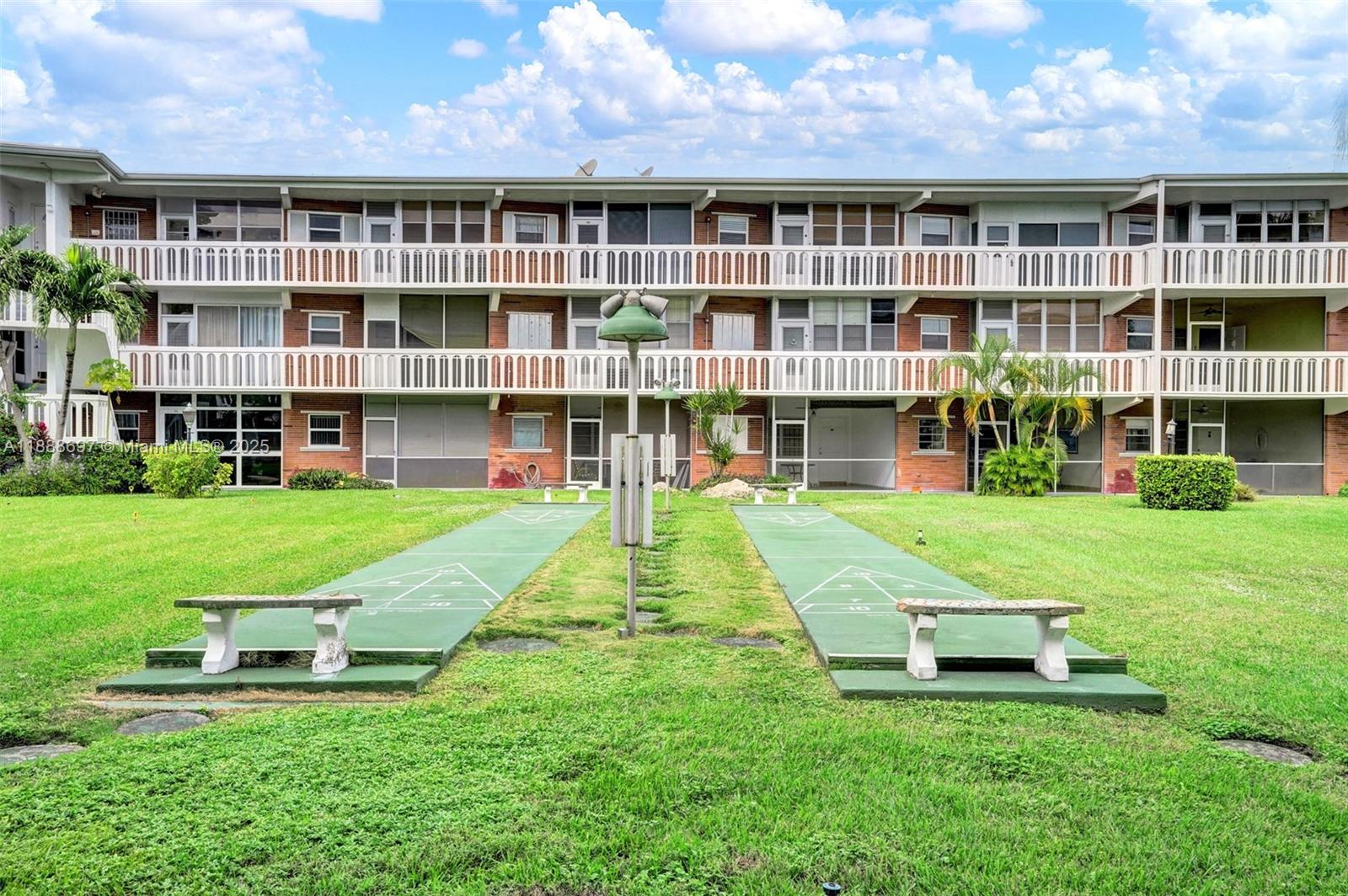 ELDORADO COUNTRY CLUB TOW - Residential