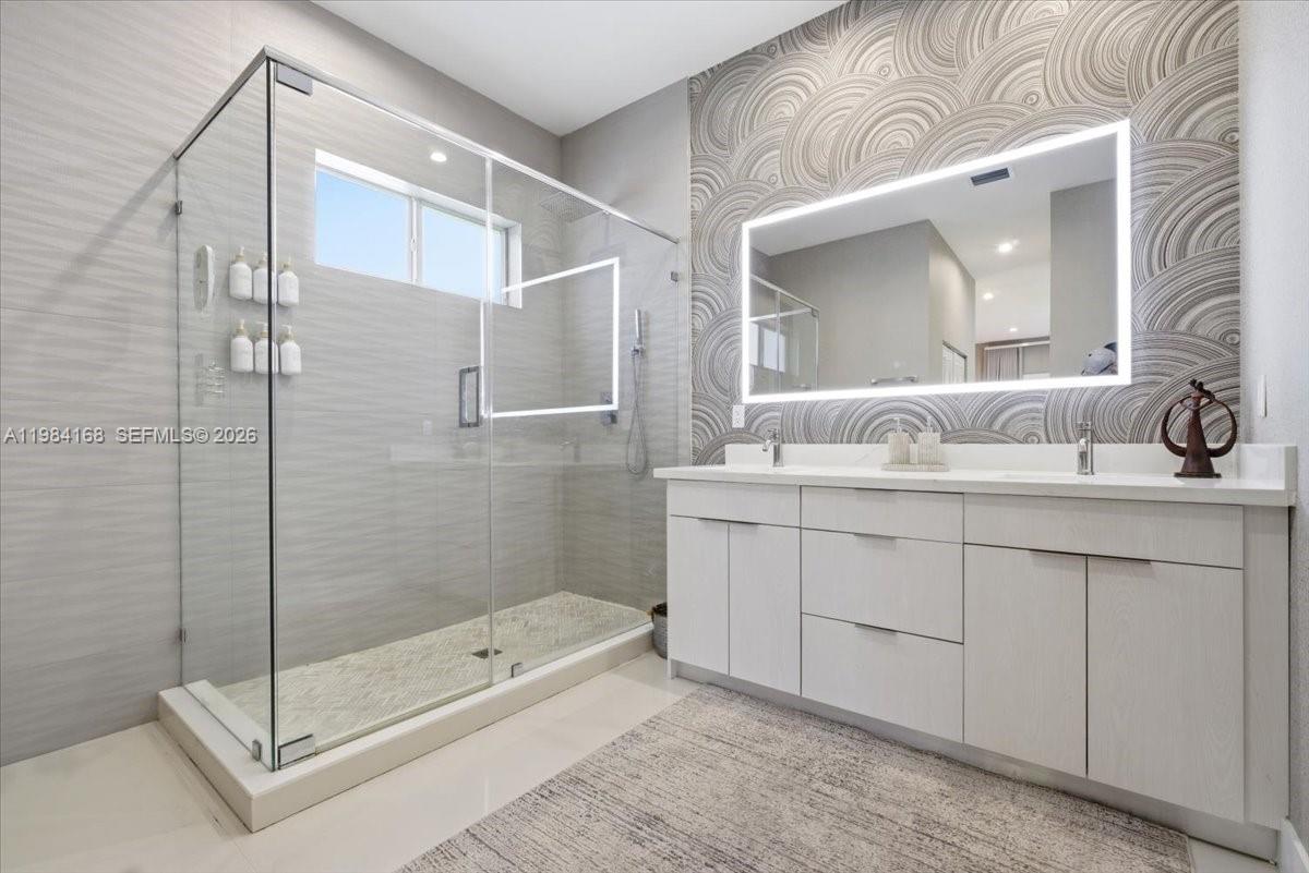 LINCOLN CITY SEC G - Residential