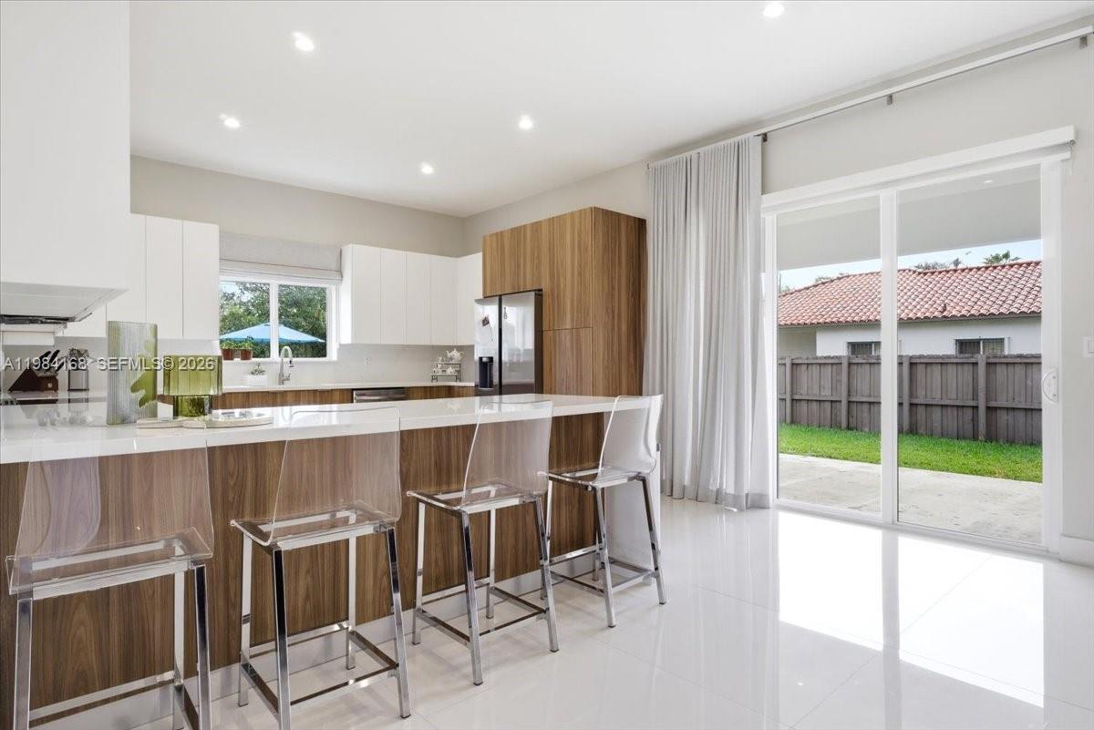 LINCOLN CITY SEC G - Residential