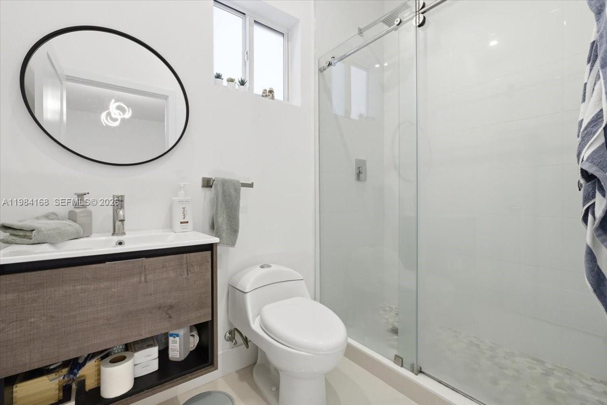 LINCOLN CITY SEC G - Residential