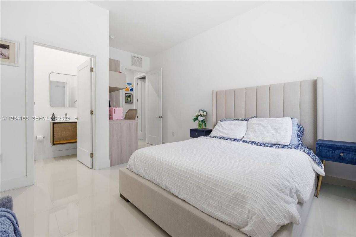 LINCOLN CITY SEC G - Residential