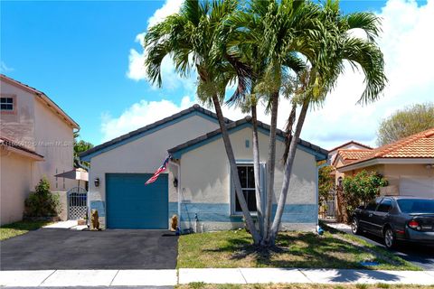 Single Family Residence in Pembroke Pines FL 18481 21st St St.jpg