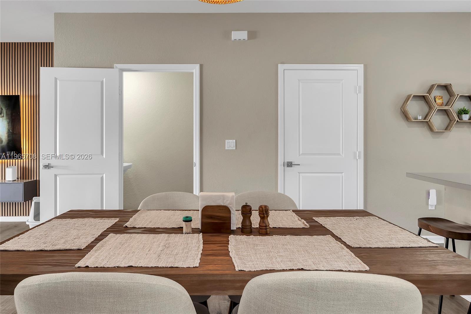 PRINCETON - Residential