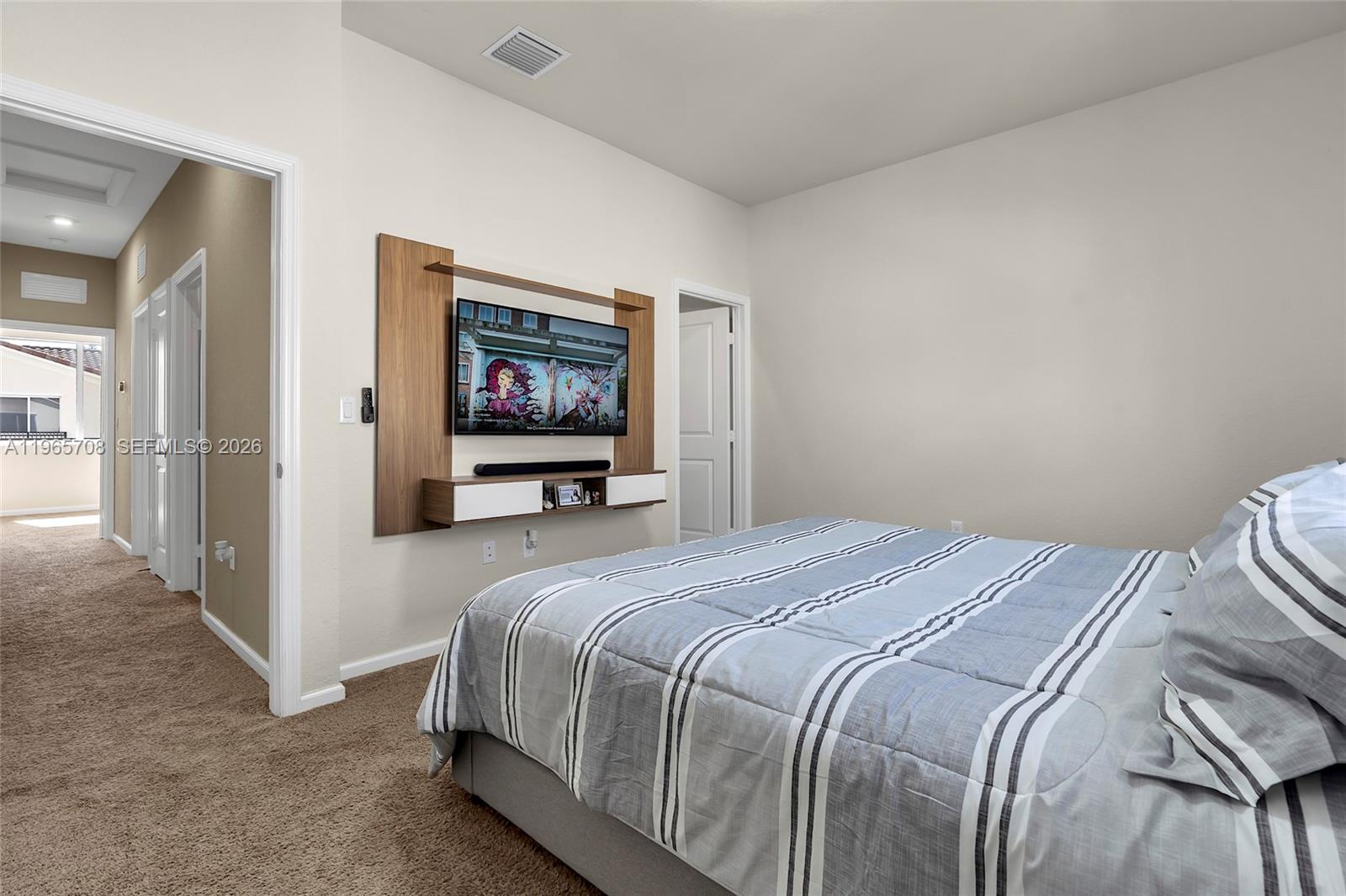 PRINCETON - Residential