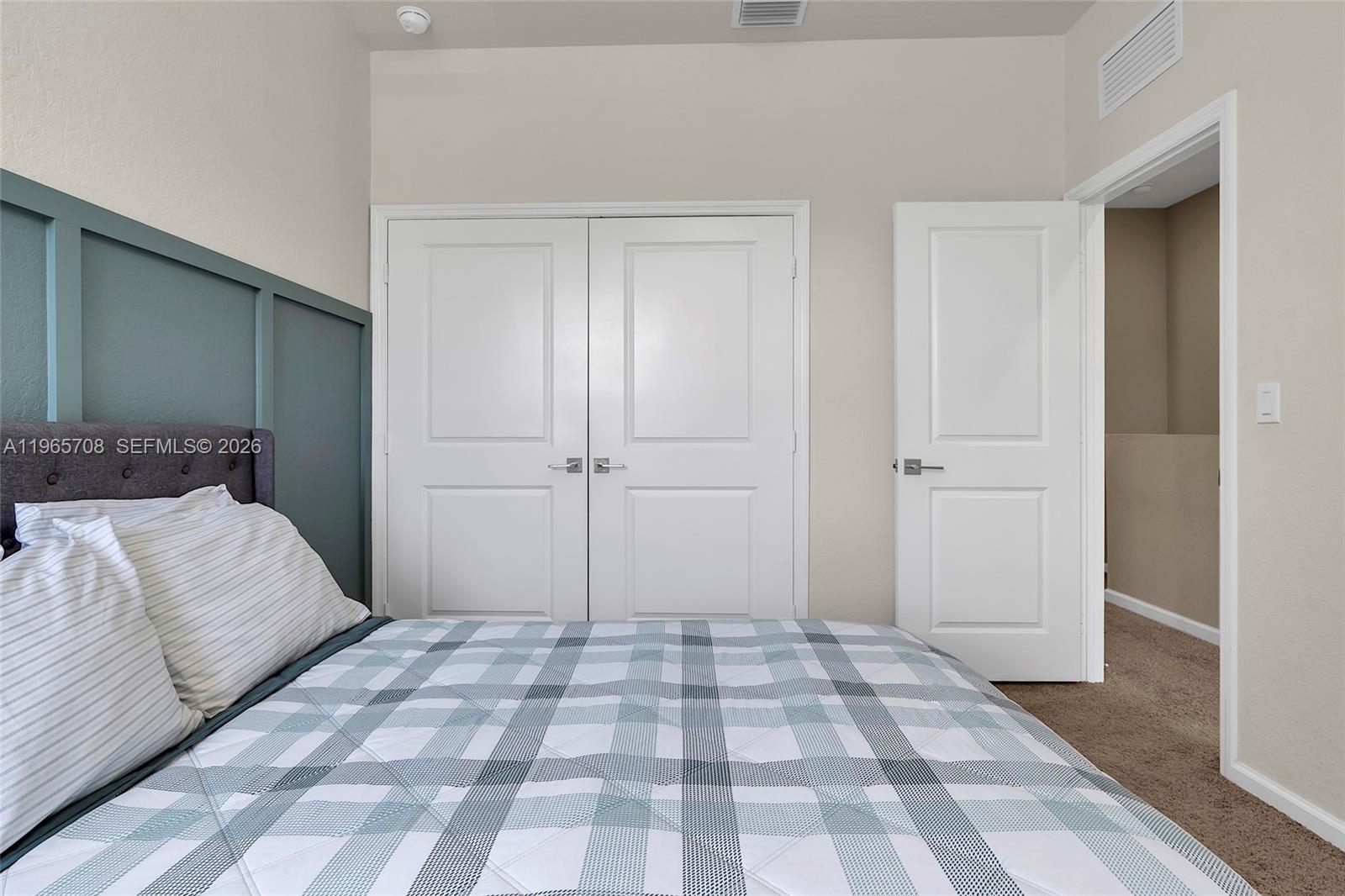 PRINCETON - Residential