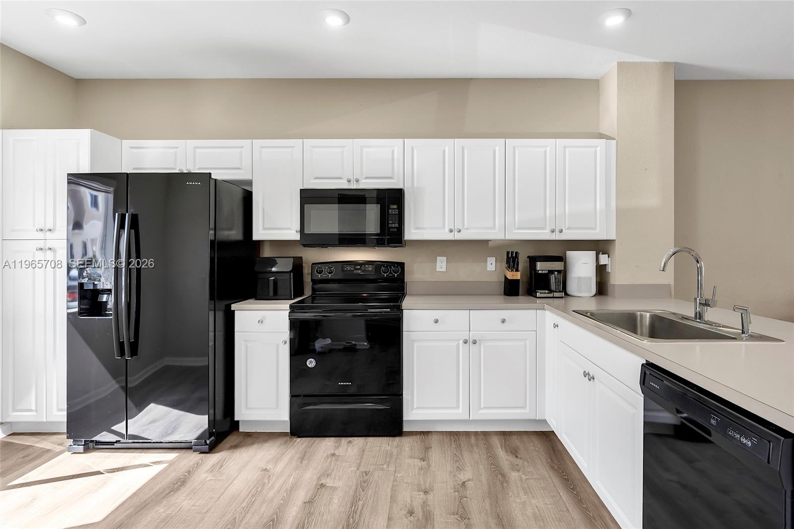 PRINCETON - Residential