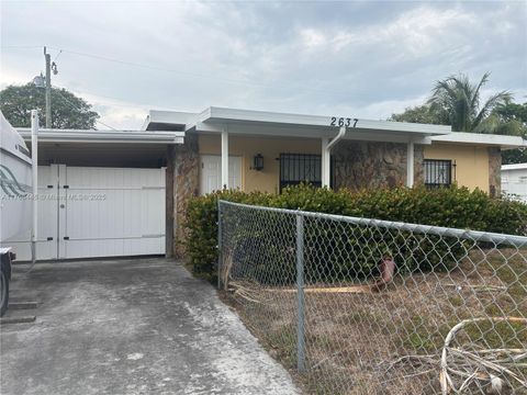 2637 NW 7th St Pompano Beach FL 33069