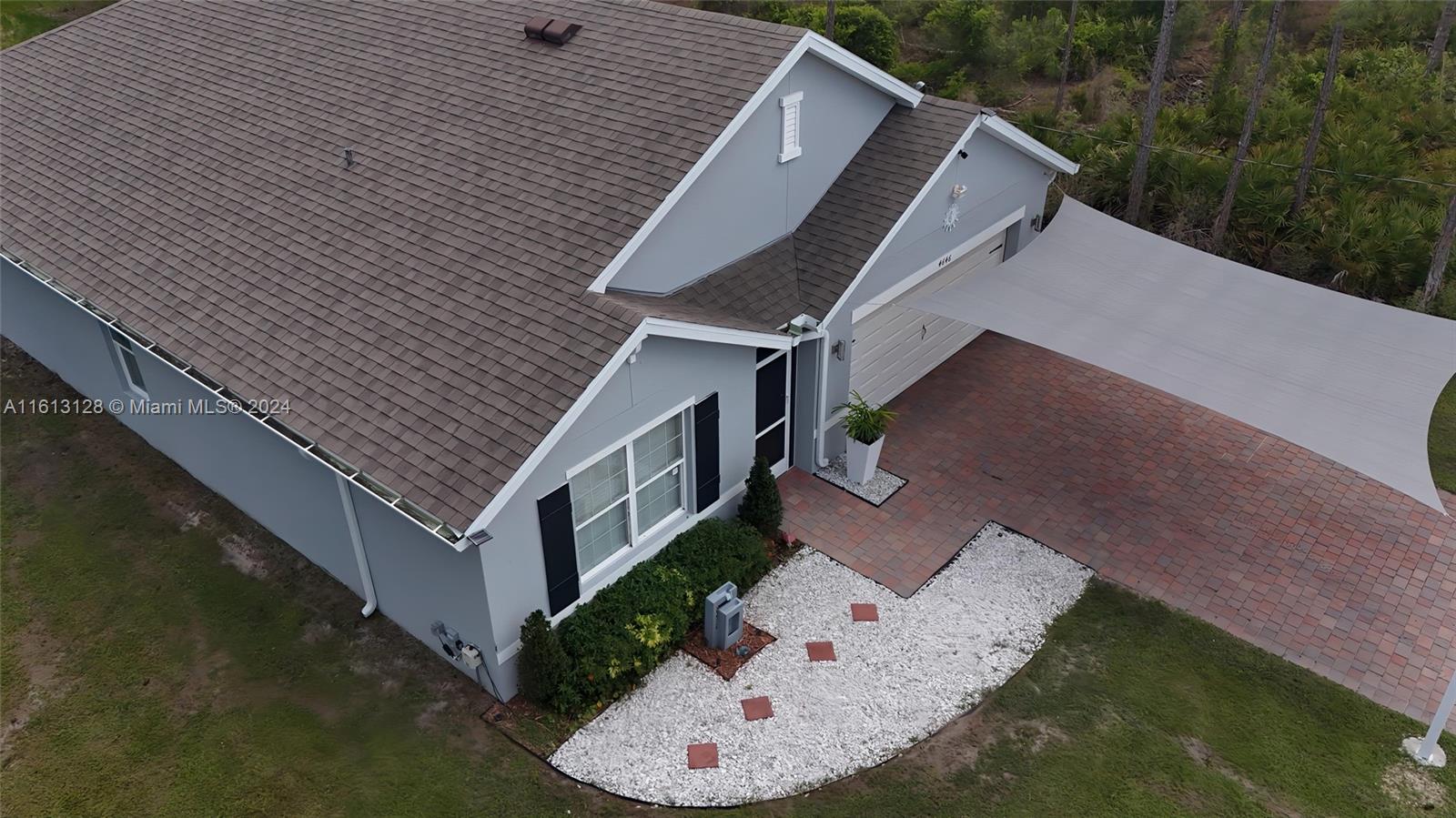 4646 Ne 45th Ave Ave, Naples, Collier County, Florida - 4 Bedrooms  
2 Bathrooms - 