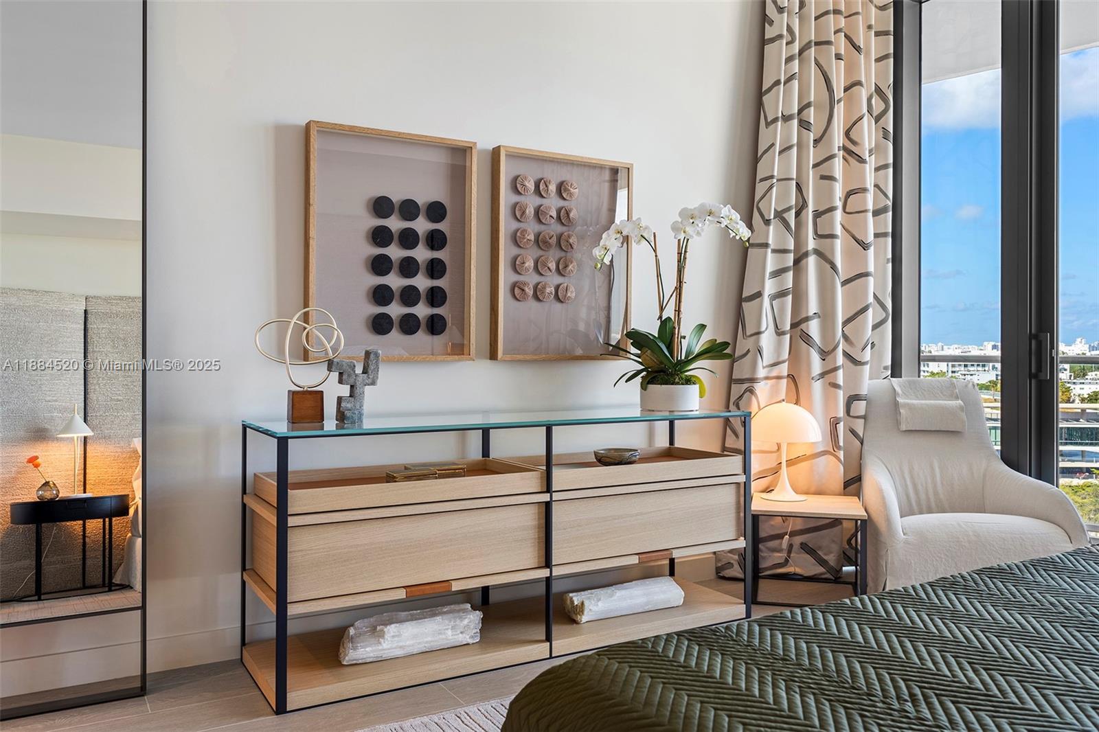 FIVE PARK - Residential