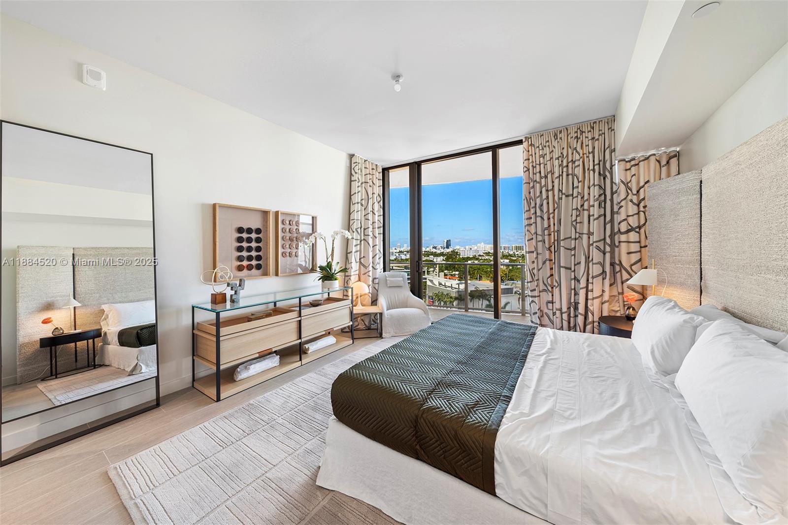 FIVE PARK - Residential