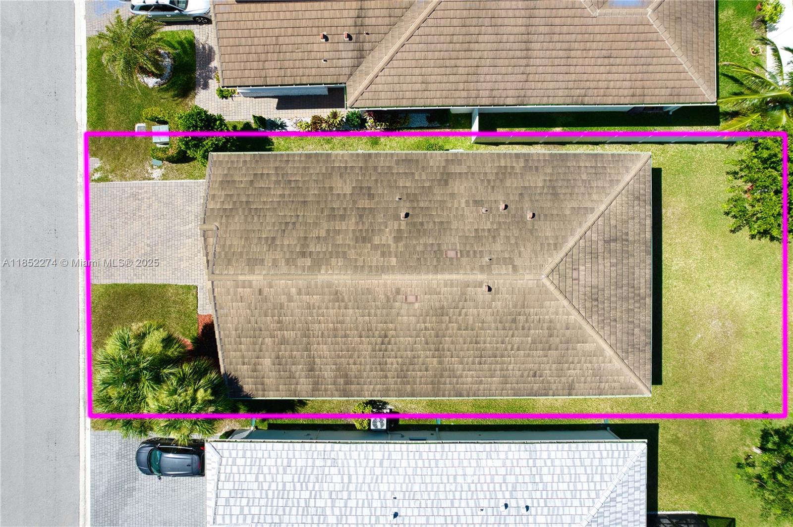CRYSTAL LAKE 1ST SEC - Residential