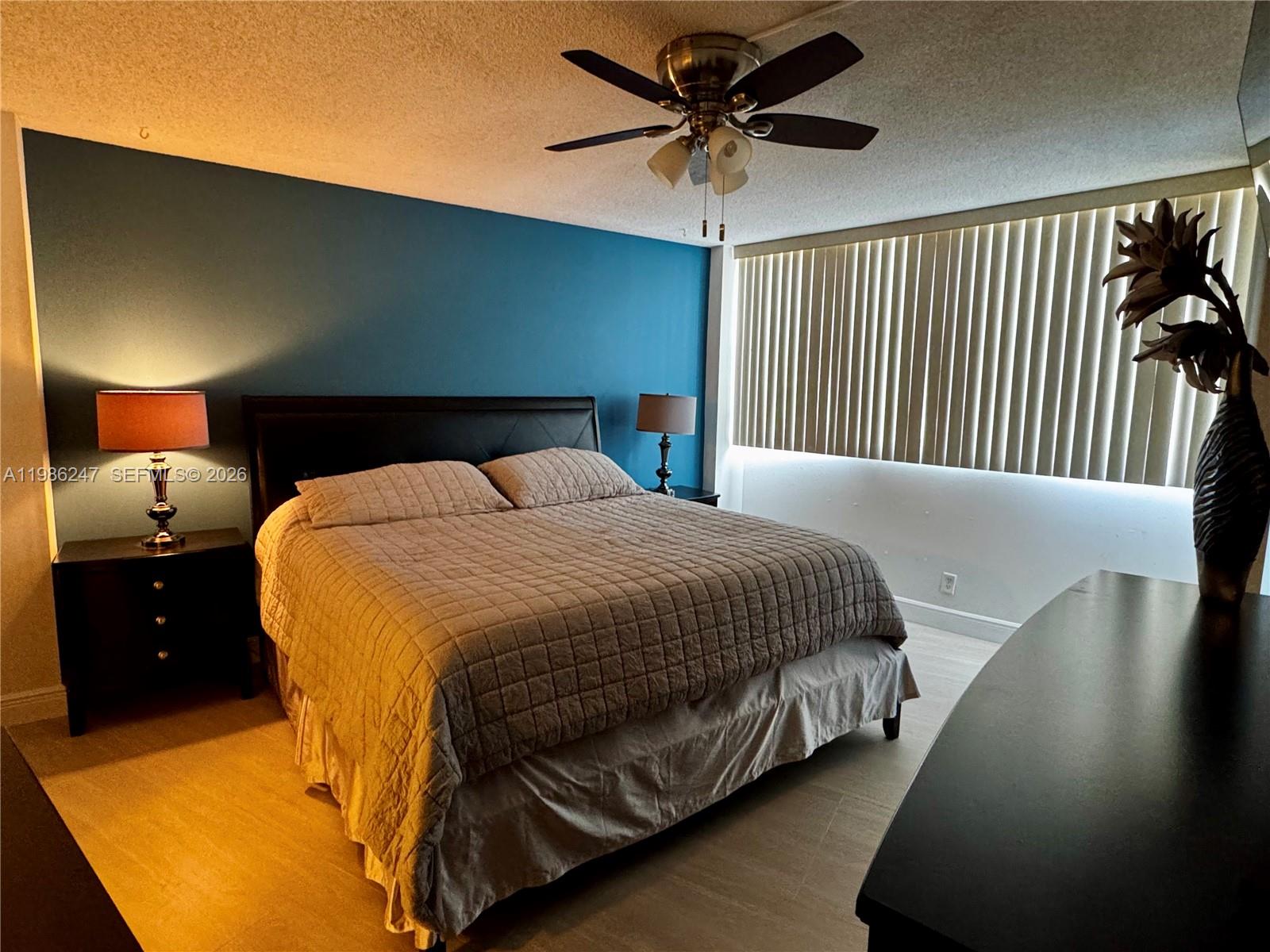 LAKE POINT TOWER CONDOMIN - Residential