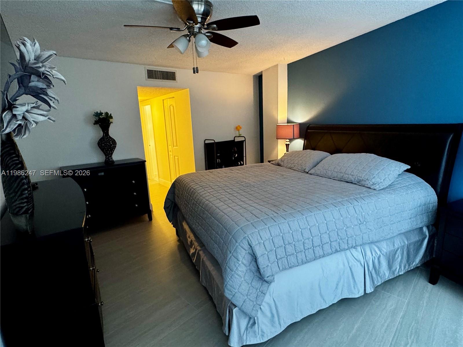 LAKE POINT TOWER CONDOMIN - Residential