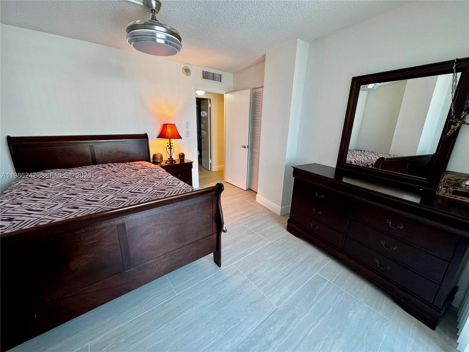 LAKE POINT TOWER CONDOMIN - Residential