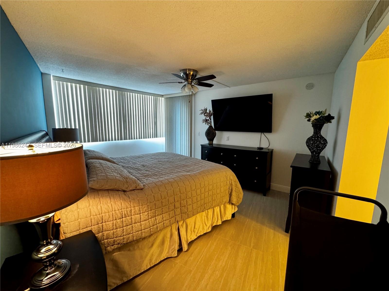 LAKE POINT TOWER CONDOMIN - Residential