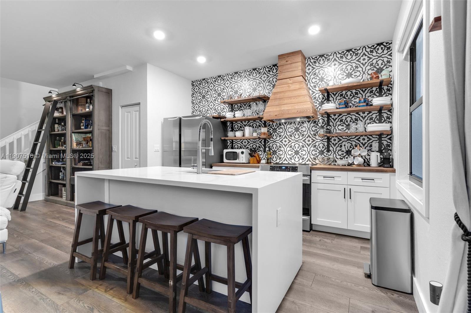 ALLAPATTAH GDNS - Residential