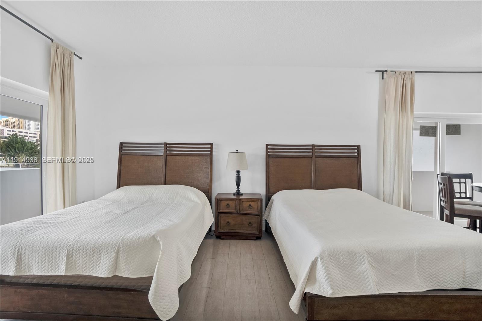 ARLEN HOUSE WEST CONDO - Residential