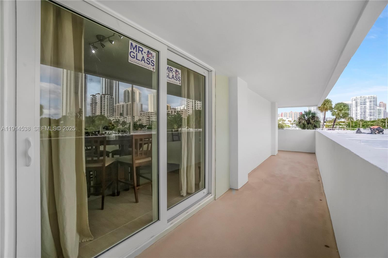 ARLEN HOUSE WEST CONDO - Residential