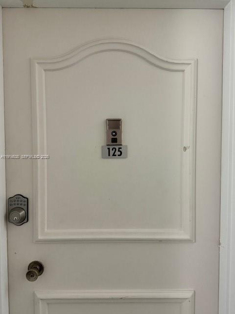 ARLEN HOUSE WEST CONDO - Residential