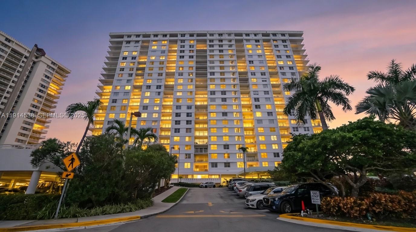 ARLEN HOUSE WEST CONDO - Residential