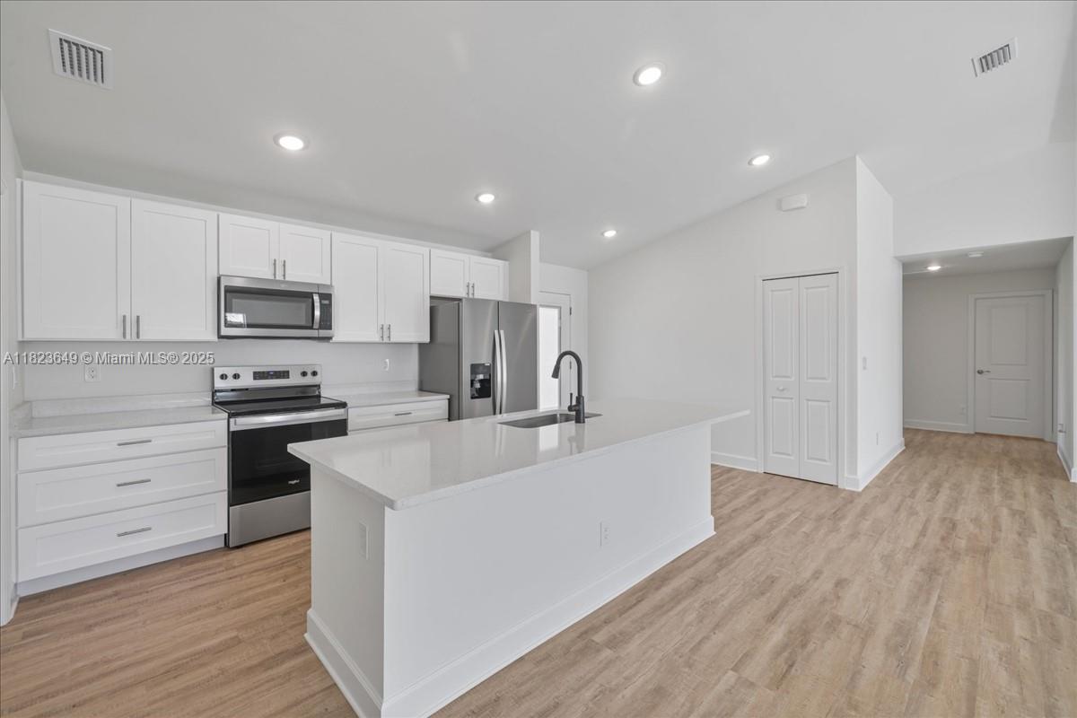 1220 NW 14th PL
