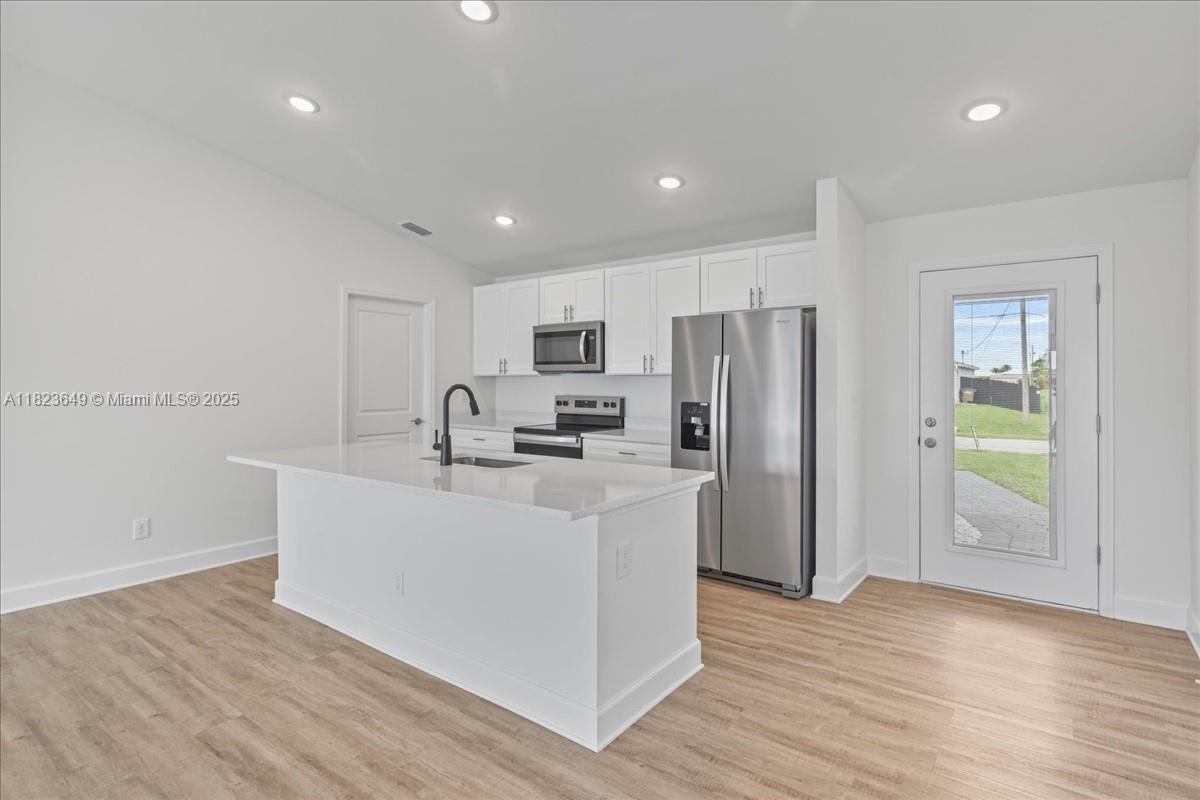 1220 NW 14th PL