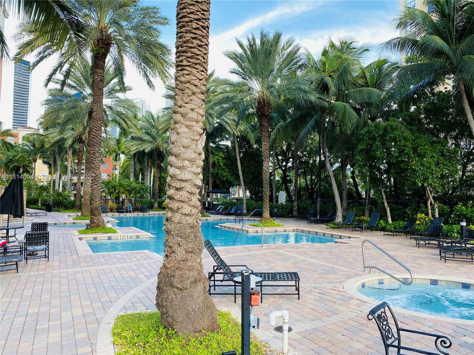 PORTO BELLAGIO CONDO - Residential Lease