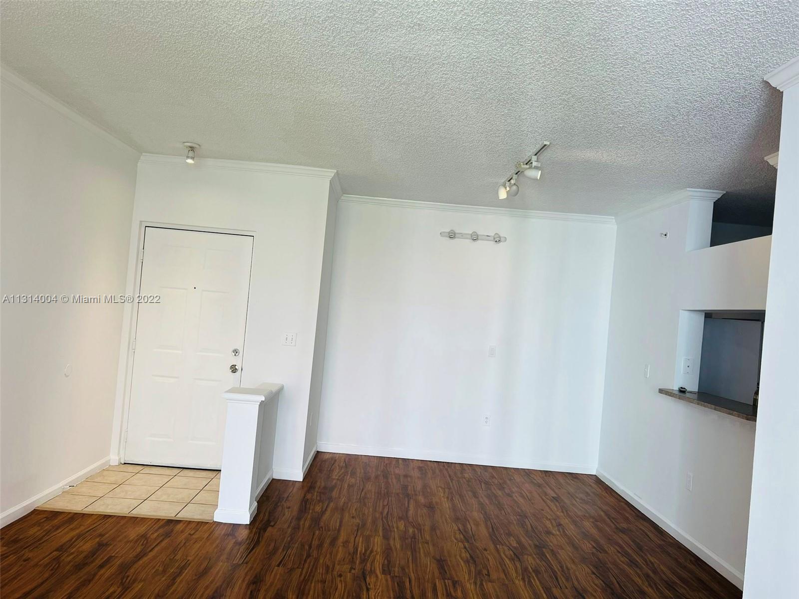 PORTO BELLAGIO CONDO - Residential Lease