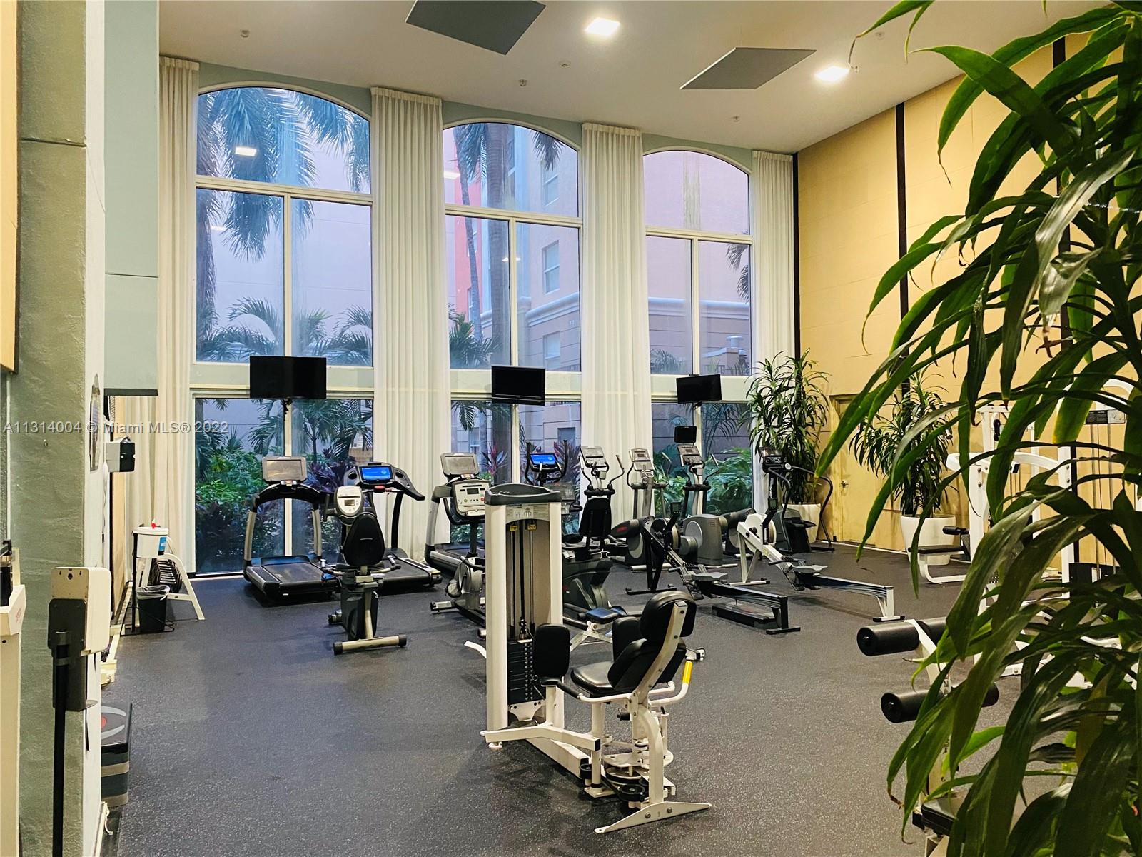 PORTO BELLAGIO CONDO - Residential Lease