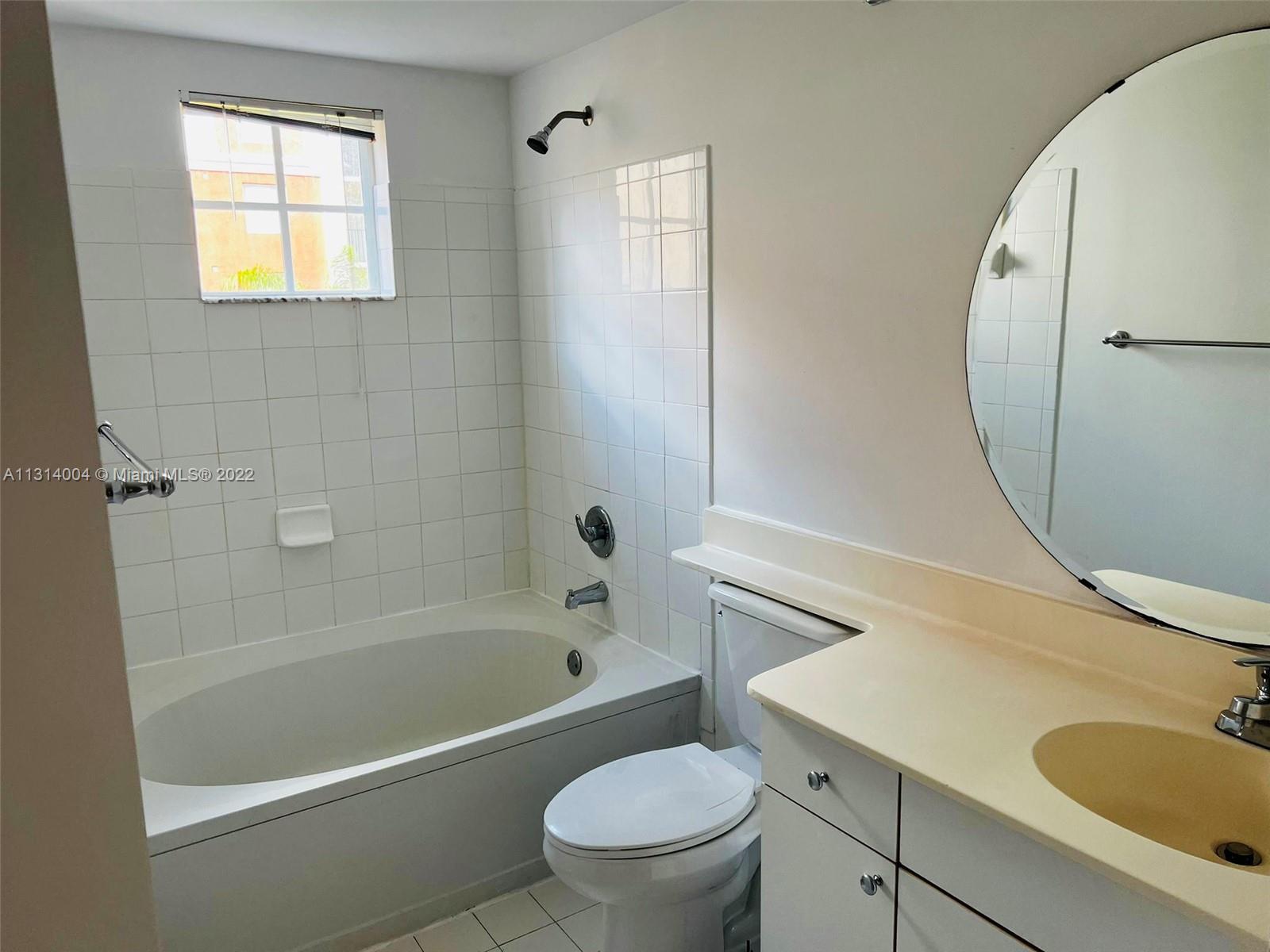 PORTO BELLAGIO CONDO - Residential Lease