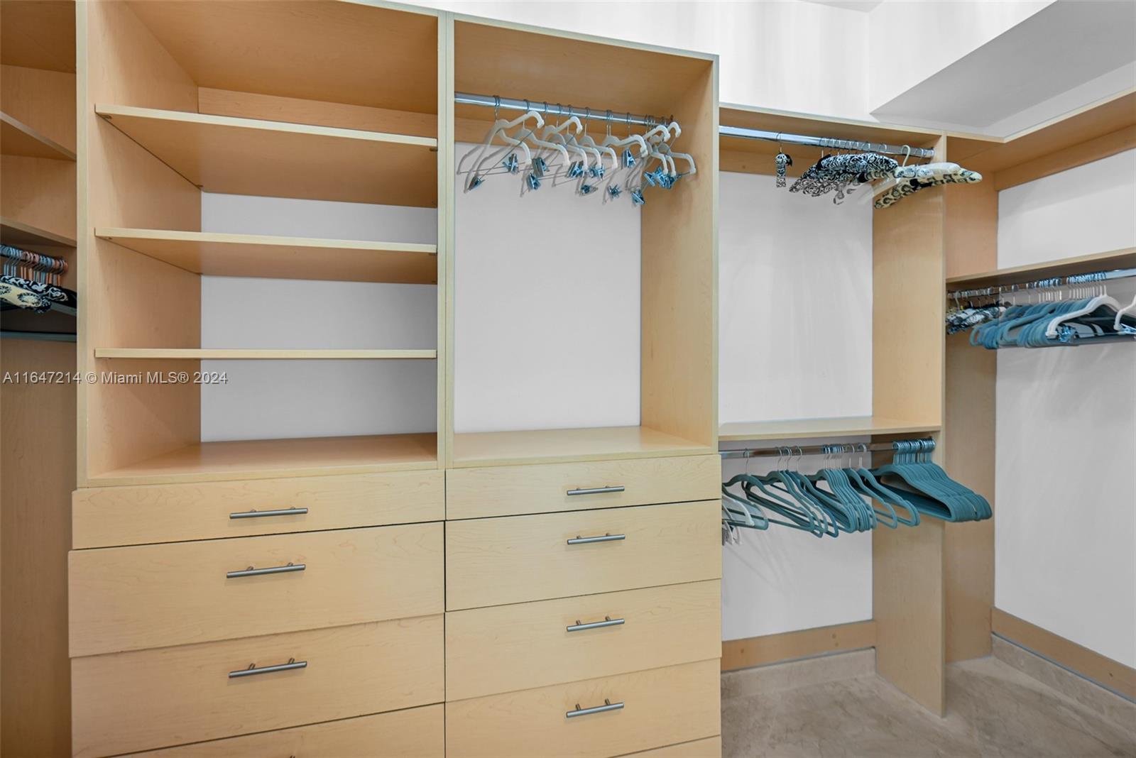 ACQUALINA - Residential