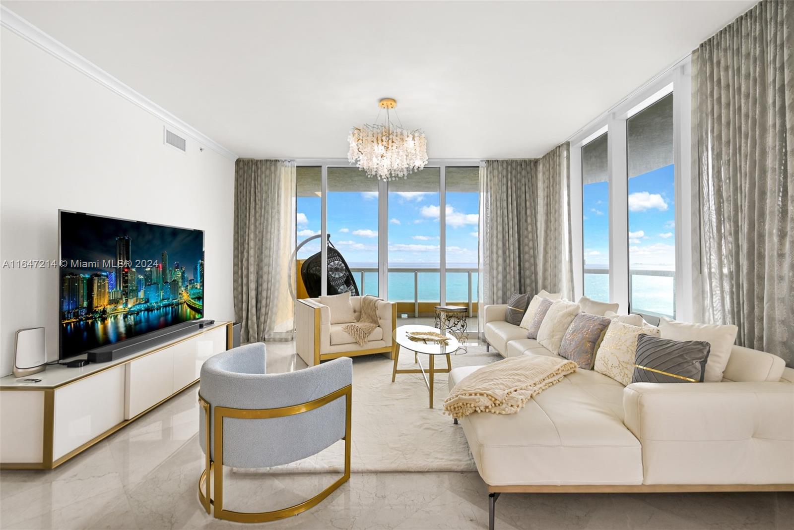 ACQUALINA - Residential