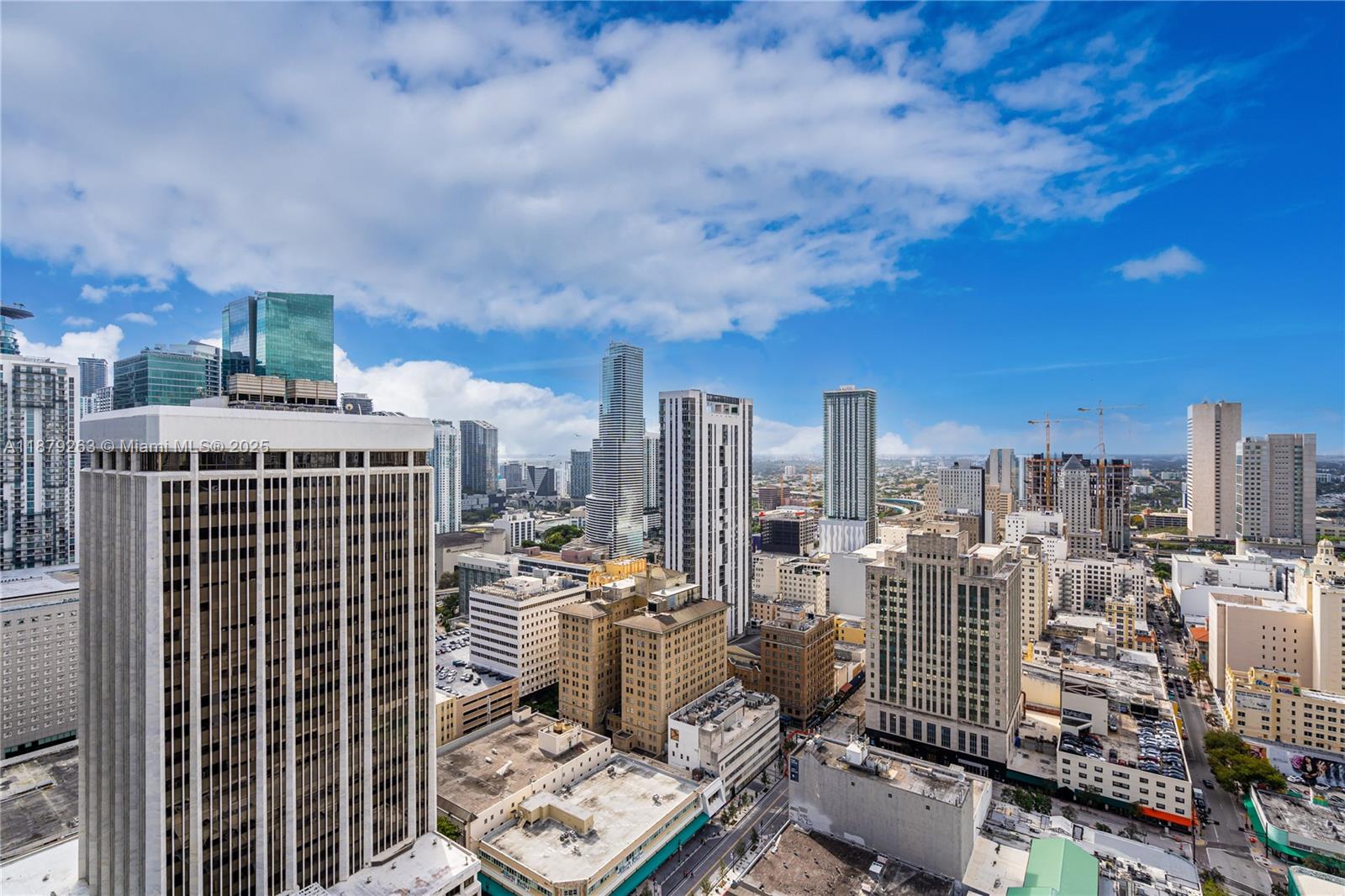 50 BISCAYNE CONDO - Residential