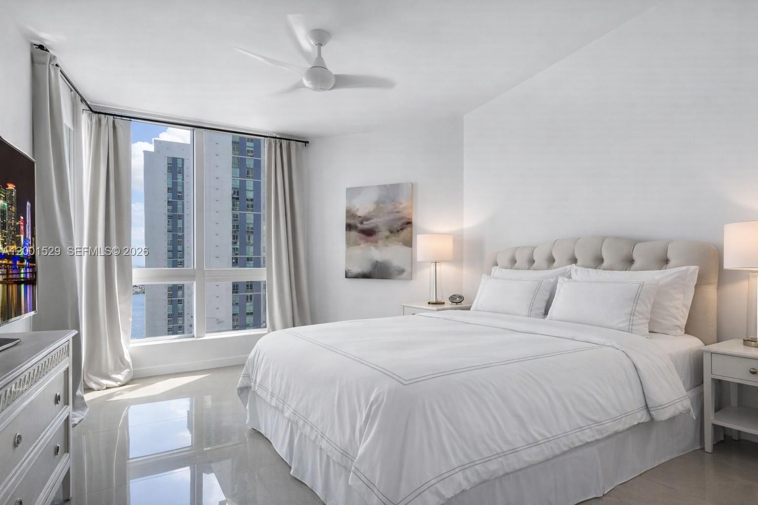 MET 1 CONDO - Residential